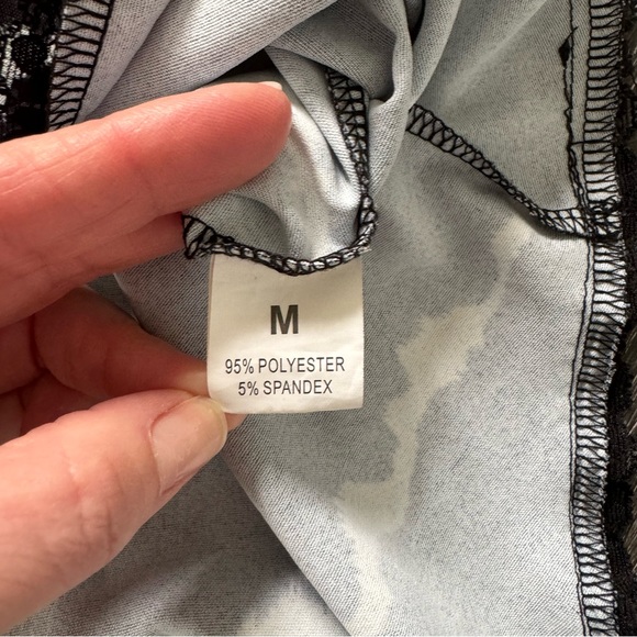 Lace v-neck top. - Picture 7 of 11